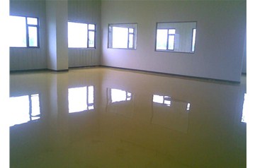 水泥地面環(huán)氧地坪施工后出了問題，究竟是誰的責(zé)任！