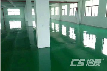 廈門滄晟環(huán)氧地坪,環(huán)氧樹脂地坪脫色的原因何在？